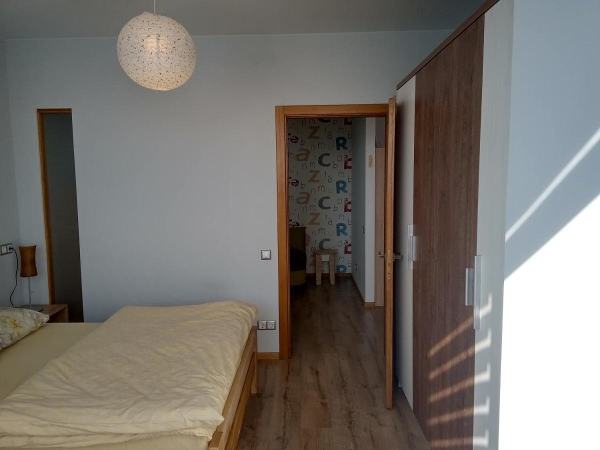 біля озера Apartment Ivano-Frankivsk